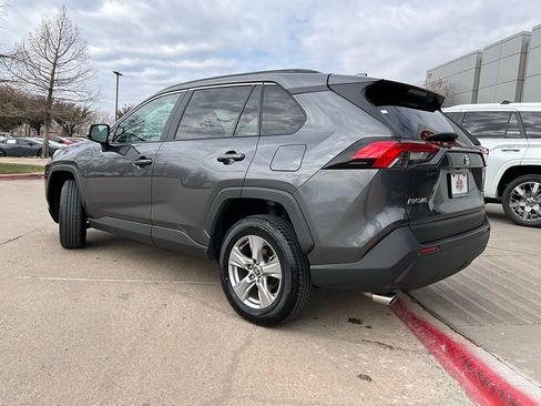 Used 2025 Toyota RAV4 XLE w/ Weather Package image 8