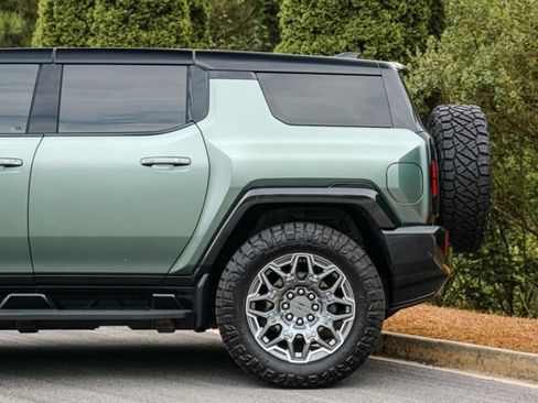 Used 2024 GMC Hummer EV 3X AWD/4WD image 11