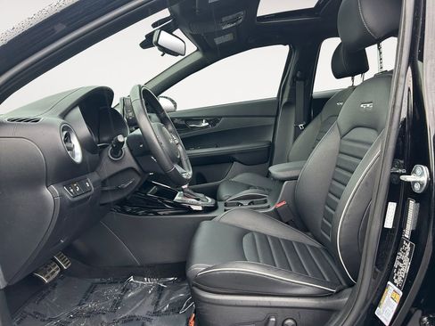 Used 2024 Kia Forte GT-Line w/ GT-Line Premium Package image 15