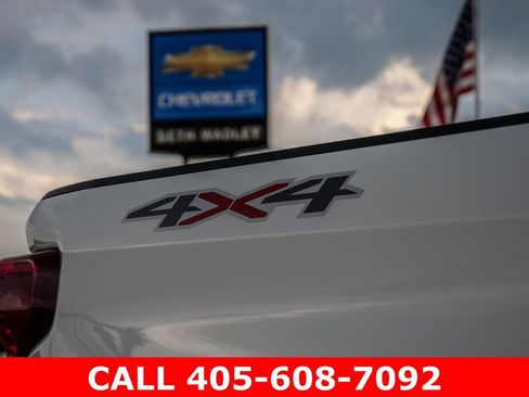 Used 2026 Chevrolet Silverado 1500 LT AWD/4WD image 10