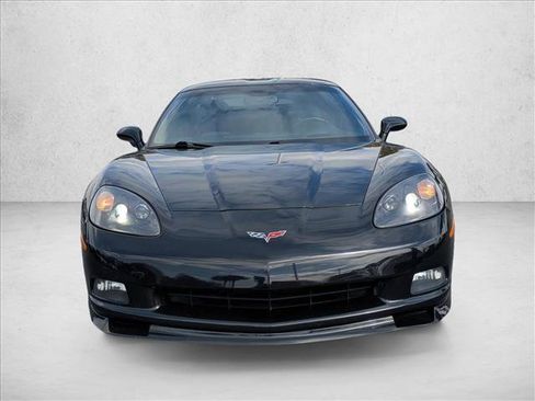 Used 2007 Chevrolet Corvette Coupe w/ Preferred Equipment Group image 2