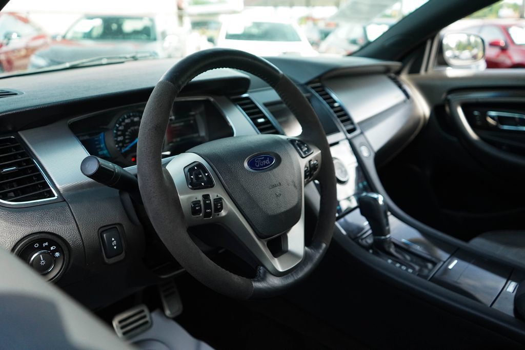 Used 2015 Ford Taurus SHO w/ Equipment Group 401A AWD/4WD image 5