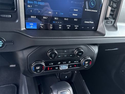 Used 2025 Ford Bronco Big Bend image 29