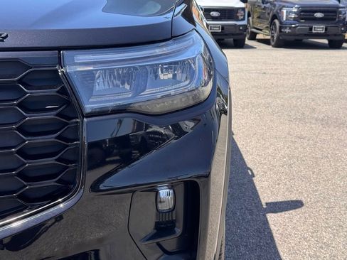 Certified 2025 Ford Explorer ST-Line w/ ST-Line Street Pack AWD/4WD image 8