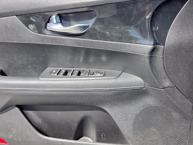 Used 2023 Kia Forte GT-Line FWD image 26
