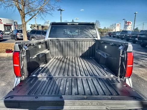 Used 2024 Toyota Tacoma SR5 w/ SR5 Upgrade Package image 31
