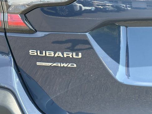 Used 2025 Subaru Outback Premium AWD/4WD image 24