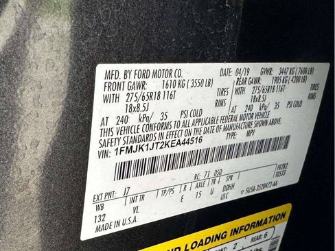 Used 2019 Ford Expedition Max XLT w/ Equipment Group 202A AWD/4WD image 40
