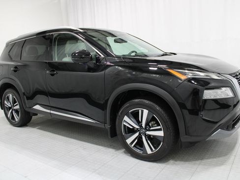 Used 2023 Nissan Rogue SL AWD/4WD image 4