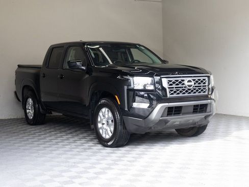 Used 2024 Nissan Frontier SV w/ SV Convenience Package image 6