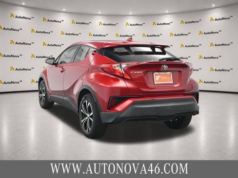 Used 2020 Toyota C-HR LE FWD image 5