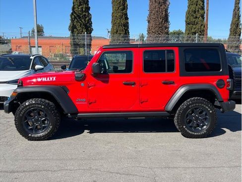 Used 2023 Jeep Wrangler Unlimited AWD/4WD image 7