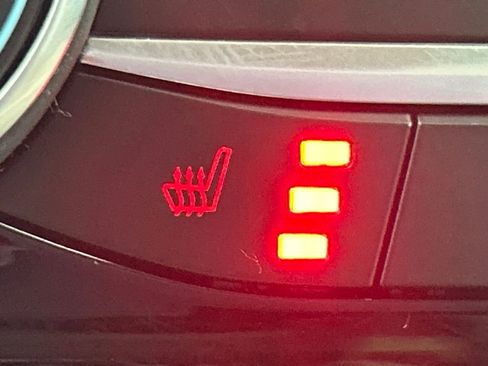 Used 2022 Ford Escape SEL image 13