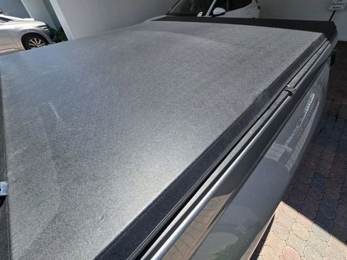 Used 2023 Chevrolet Colorado LT RWD image 12