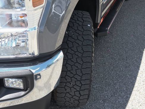 Used 2021 Ford F250 XLT w/ XLT Premium Package AWD/4WD image 56
