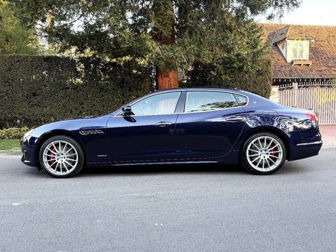 Used 2018 Maserati Quattroporte S GranSport RWD image 4