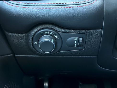 Used 2024 Dodge Durango GT AWD/4WD image 21