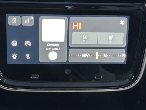 Used 2024 Rivian R1S Adventure image 26