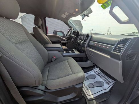 Used 2019 Ford F250 XLT w/ XLT Premium Package AWD/4WD image 19