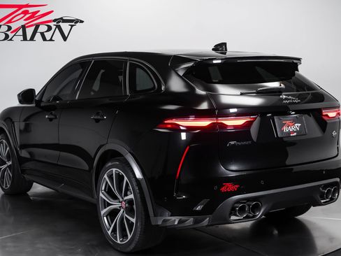 Used 2021 Jaguar F-PACE SVR AWD/4WD image 3
