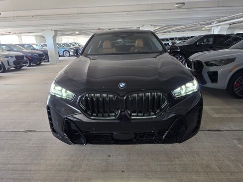 New 2026 BMW X6 xDrive40i image 2