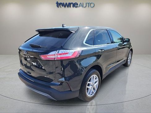 Used 2022 Ford Edge SEL w/ Convenience Package image 5