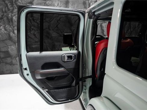 Used 2024 Jeep Wrangler Unlimited Rubicon 392 image 11