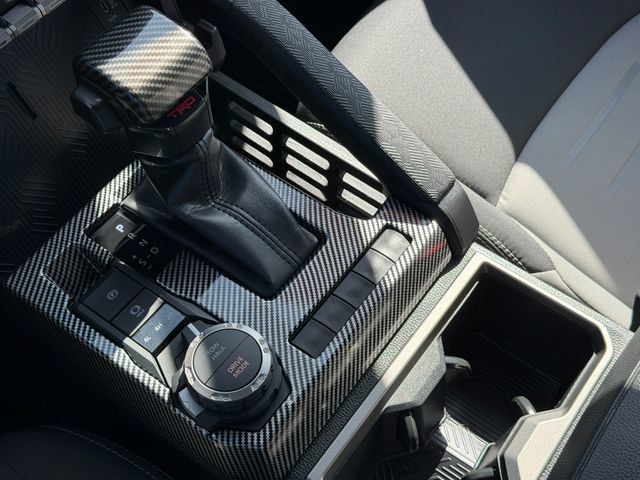 Used 2025 Toyota Tacoma TRD Sport AWD/4WD image 12