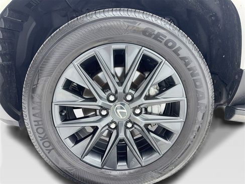Used 2024 Lexus GX 550 image 52
