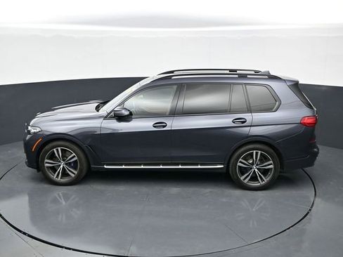 Used 2021 BMW X7 xDrive40i w/ M Sport Package AWD/4WD image 29