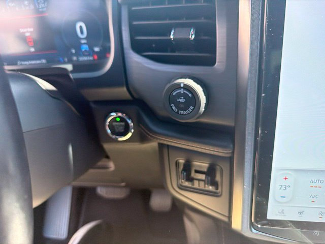 Used 2023 Ford Expedition Platinum AWD/4WD image 18
