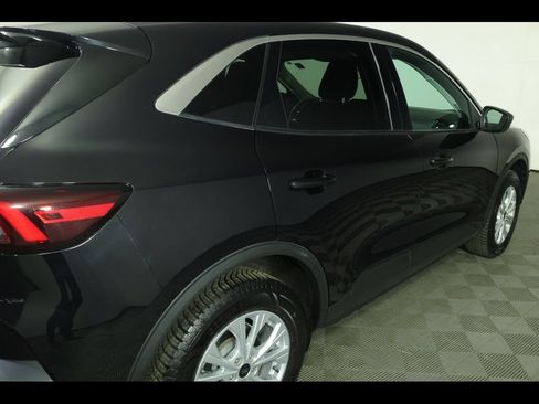 Used 2024 Ford Escape Active AWD/4WD image 17