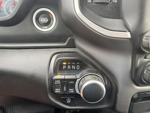 Used 2021 RAM 1500 Big Horn AWD/4WD image 17