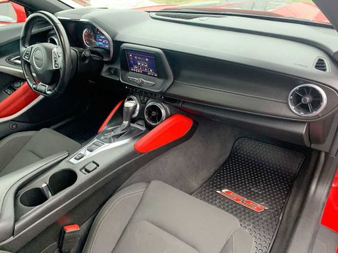 Used 2022 Chevrolet Camaro LT image 26