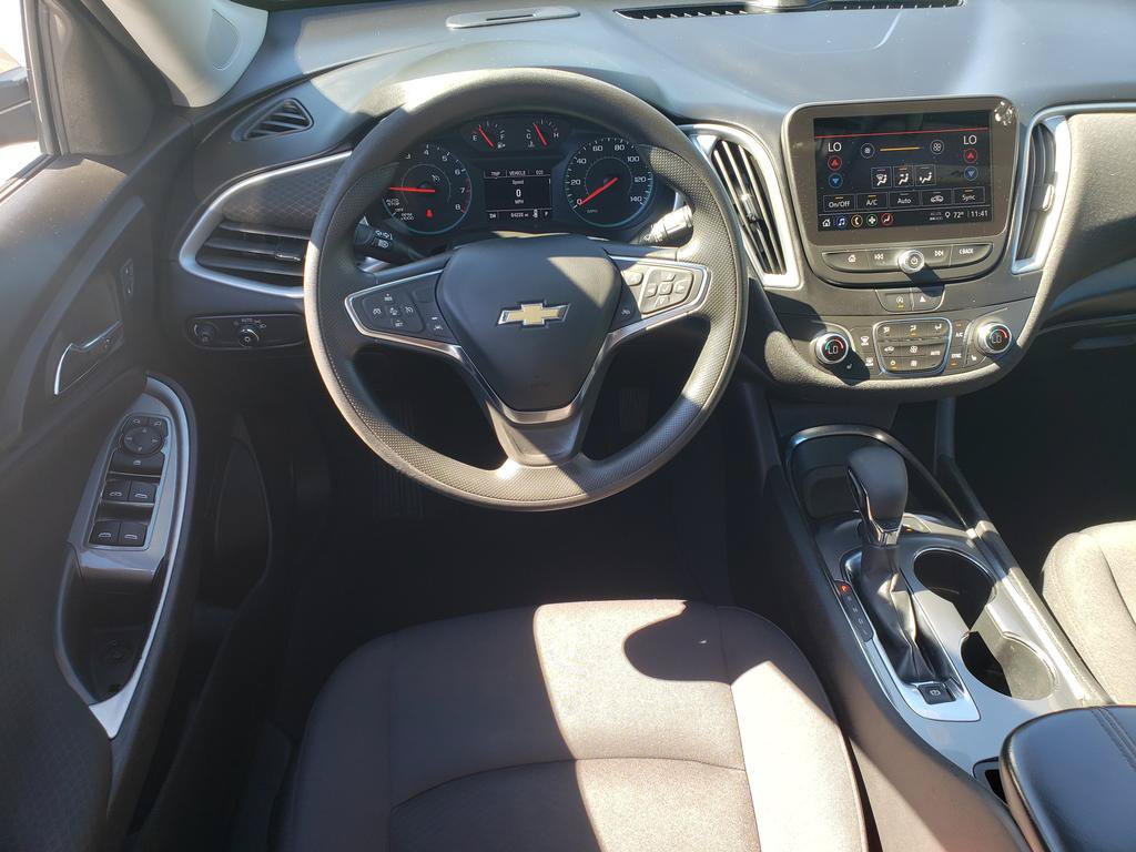 Used 2024 Chevrolet Malibu LT FWD image 16