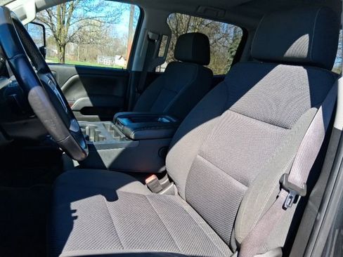 Used 2017 GMC Sierra 2500 SLE w/ SLE Preferred Package image 12