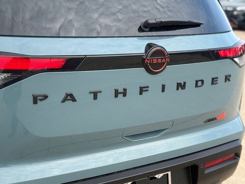 New 2026 Nissan Pathfinder Rock Creek image 8