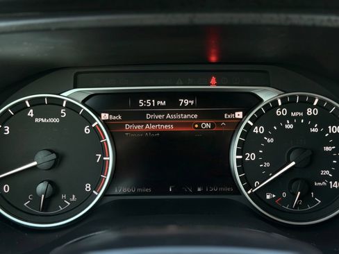 Used 2026 Nissan Rogue SV FWD image 36