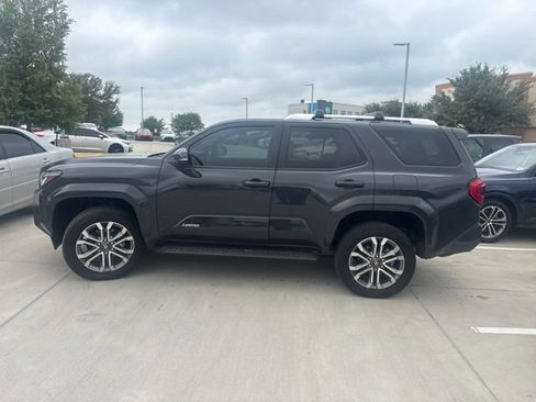 Used 2026 Toyota 4Runner Limited AWD/4WD image 5