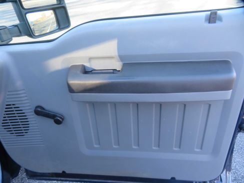 Used 2016 Ford F250 XL image 17