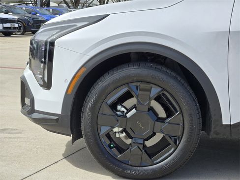 New 2026 Kia Sportage X-Line w/ X-Line Technology Package image 5