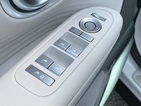 New 2026 Hyundai Ioniq 9 Limited image 19