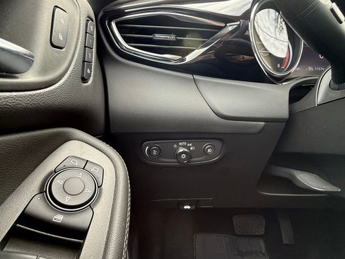 Used 2023 Buick Encore GX Essence w/ Experience Buick Package FWD image 17