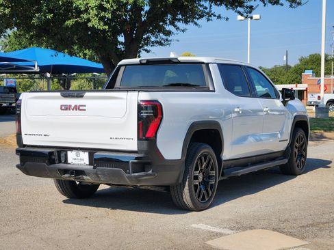 Used 2026 GMC Sierra EV Elevation w/ LPO, Elevation Dark Package AWD/4WD image 5