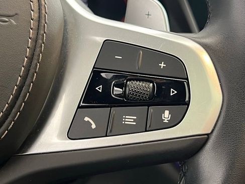 Certified 2023 BMW X6 xDrive40i w/ M Sport Package image 18