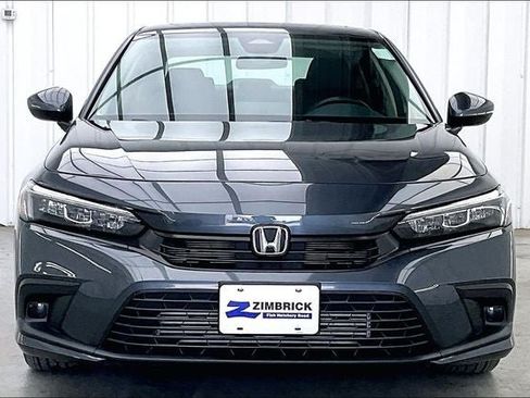 Certified 2024 Honda Civic EX image 3