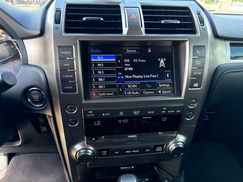 Used 2021 Lexus GX 460 Premium w/ Premium Package AWD/4WD image 17