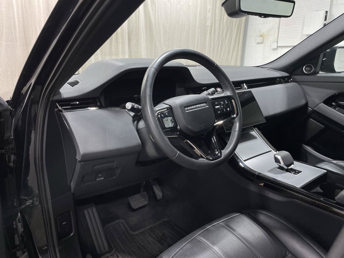 Used 2024 Land Rover Range Rover Evoque S AWD/4WD image 10