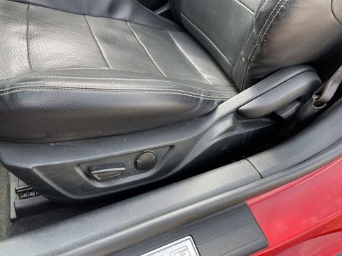 Used 2022 Ford Mustang GT Premium image 13