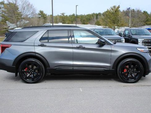 Certified 2024 Ford Explorer ST w/ Equipment Group 401A AWD/4WD image 4